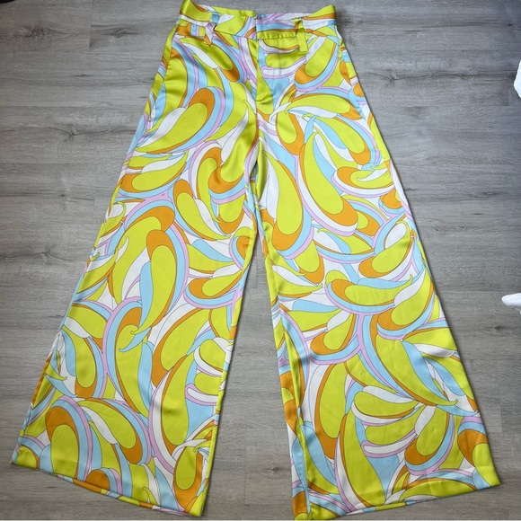 Zara Pants - ZARA New Woman Loose Full-Length Printed Trousers Wide-Leg Pants Size L.